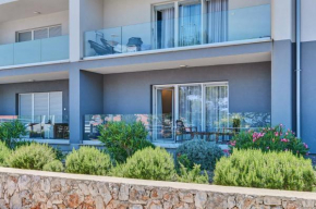 Dea 4, Mali Losinj